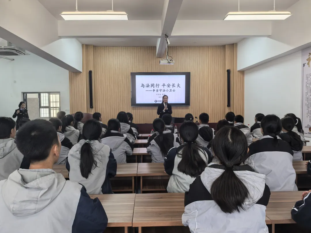 1765331303201985.png b7a14718-ca7a-4bef-9755-2f1bb1a54780.png